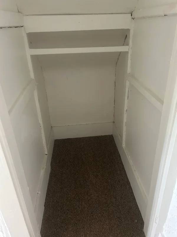 Apartment for rent at 410 Oak St, Johnstown, PA 15902