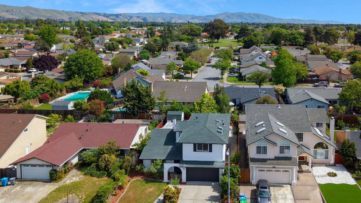 House for rent at 3104 San Andreas Dr, Union City, CA 94587