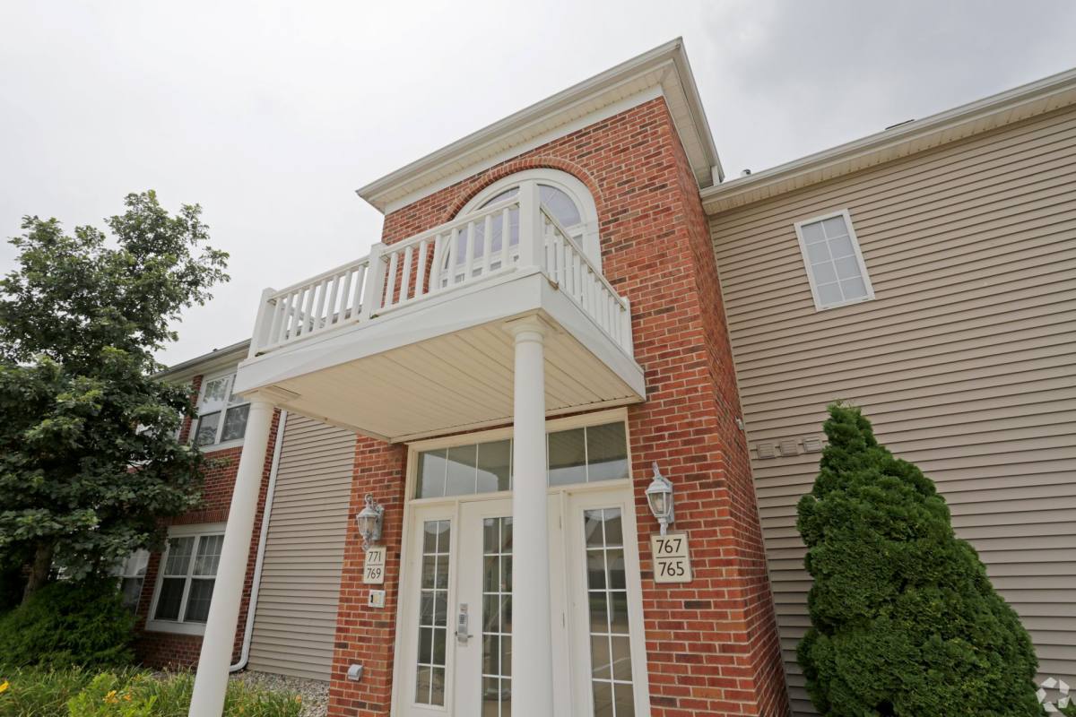 Apartment for rent at 706 Inverness Dr, Champaign, IL 61822