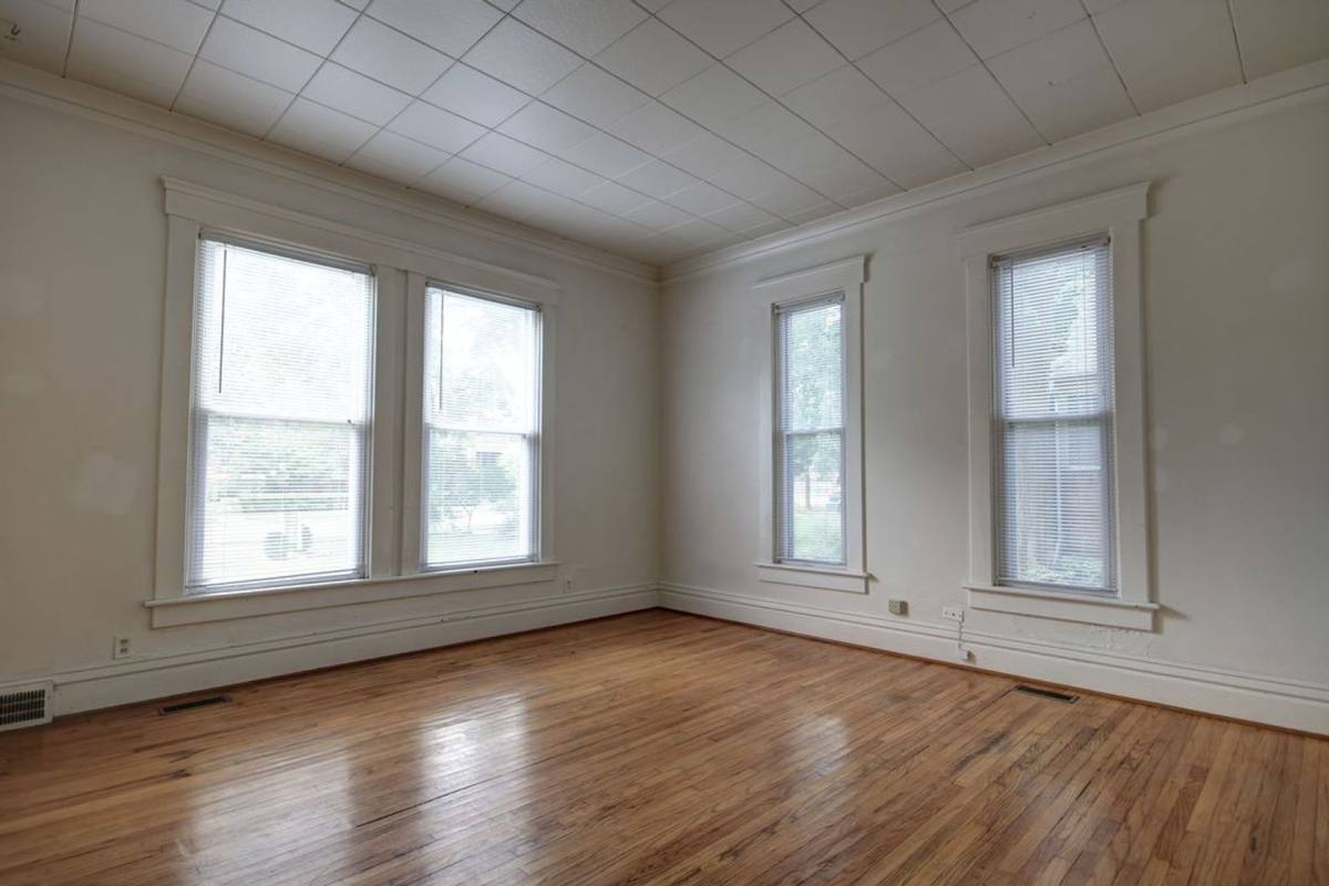Apartment for rent at 804 W Church, Champaign, IL 61820