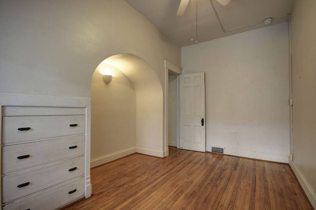 Apartment for rent at 804 W Church, Champaign, IL 61820