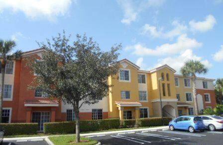 Condo for rent at 6768 Heritage Grande, Boynton Beach, FL 33437