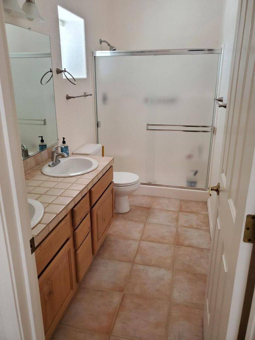 House for rent at 1391 McCulloch Blvd S, Lake Havasu City, AZ 86406