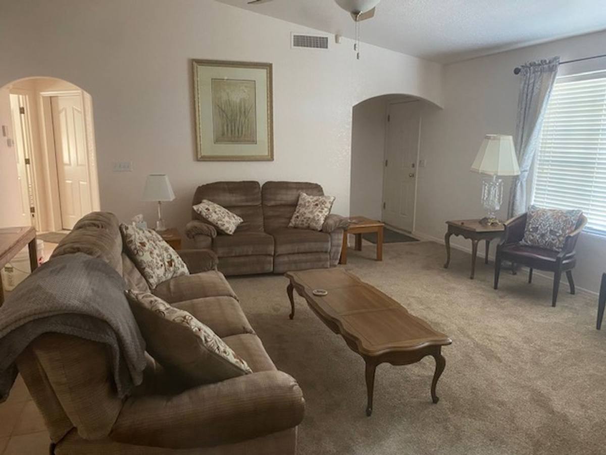 House for rent at 1391 McCulloch Blvd S, Lake Havasu City, AZ 86406