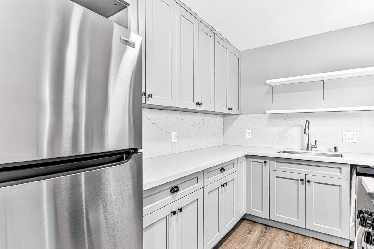 Apartment for rent at 433 Nebraska Ave, Long Beach, CA 90802