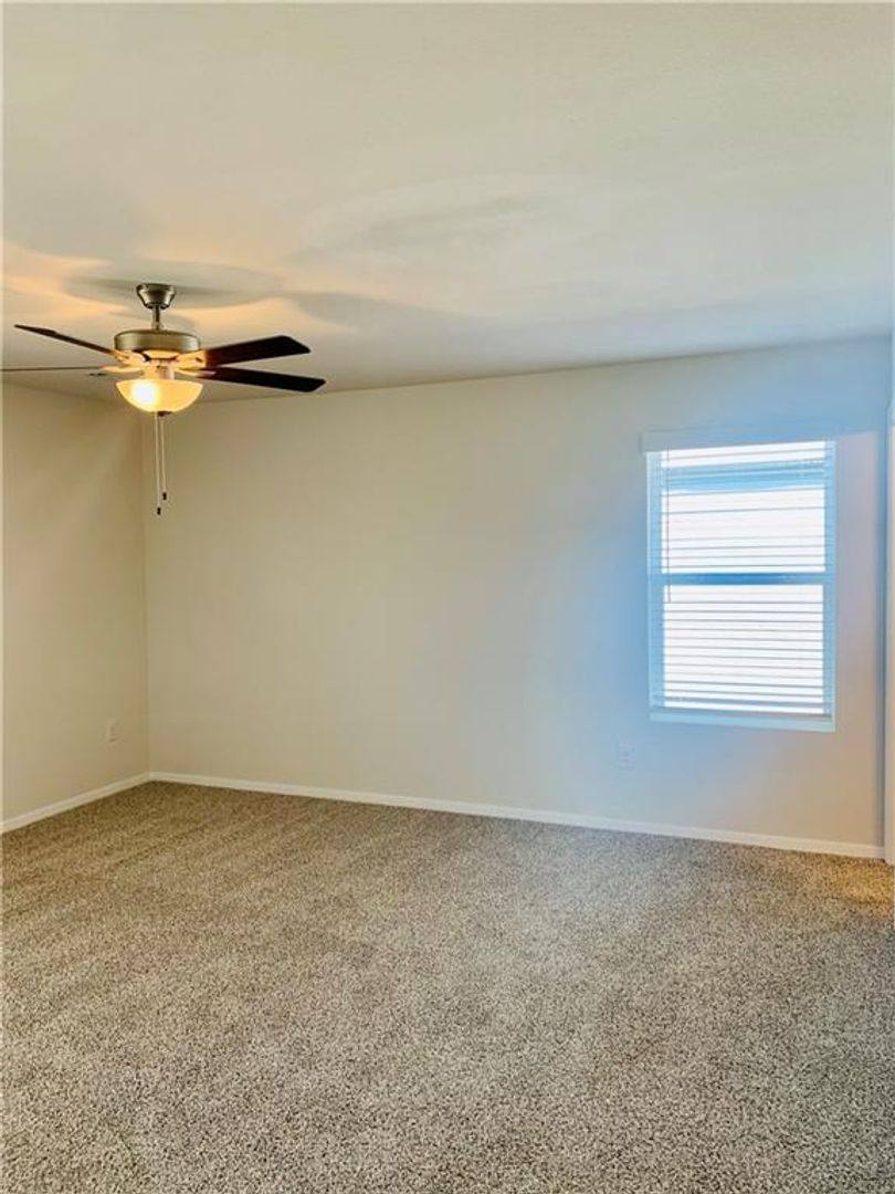 House for rent at 936 E Bunting St, Fayetteville, AR 72701