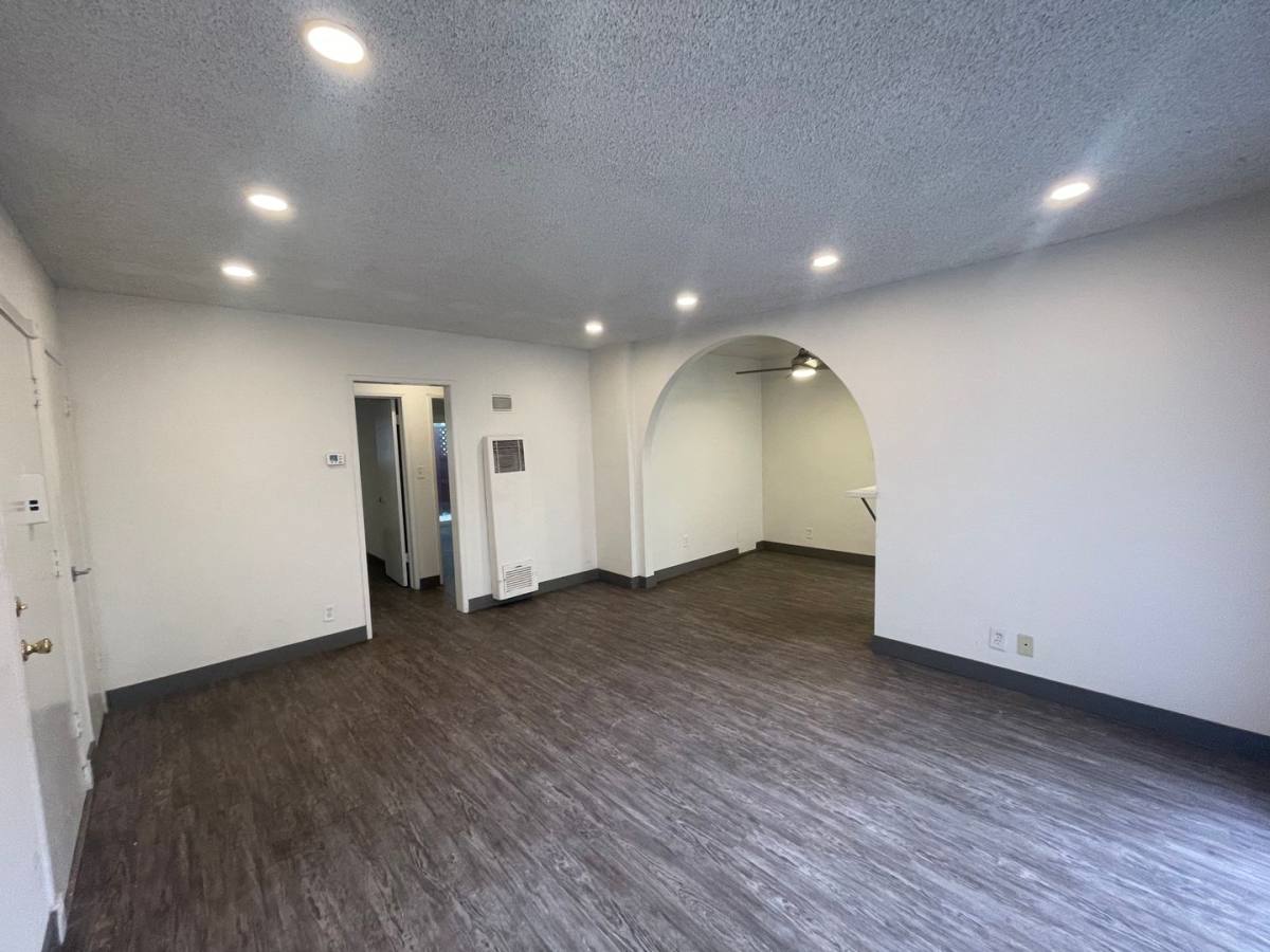 Apartment for rent at 3419-31 Keystone Ave, Los Angeles, CA 90034