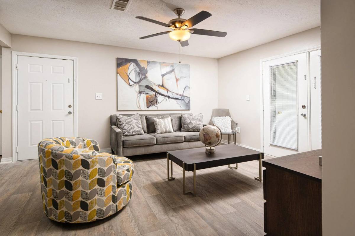 Apartment for rent at Summer Park, 2010 Chadwick Dr, Jackson, MS 39204