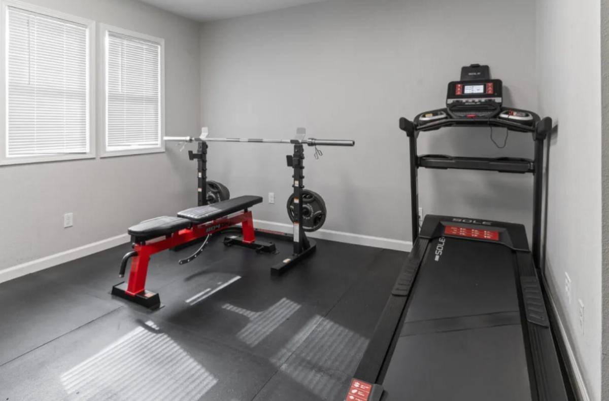 Apartment for rent at 1005 N Grove St, Bowling Green, OH 43402