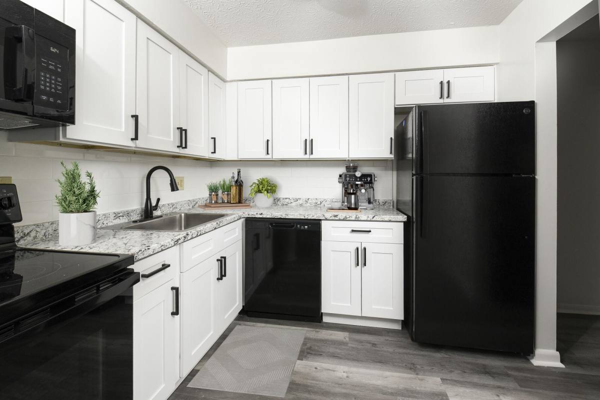 Apartment for rent at Greenhill Village, 5615 Sierra Ridge Dr, Columbus, OH 43231