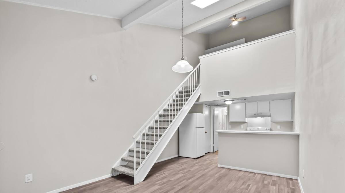 Apartment for rent at Parkwood Square Estates, 4019 Park Square Dr, Arlington, TX 76013