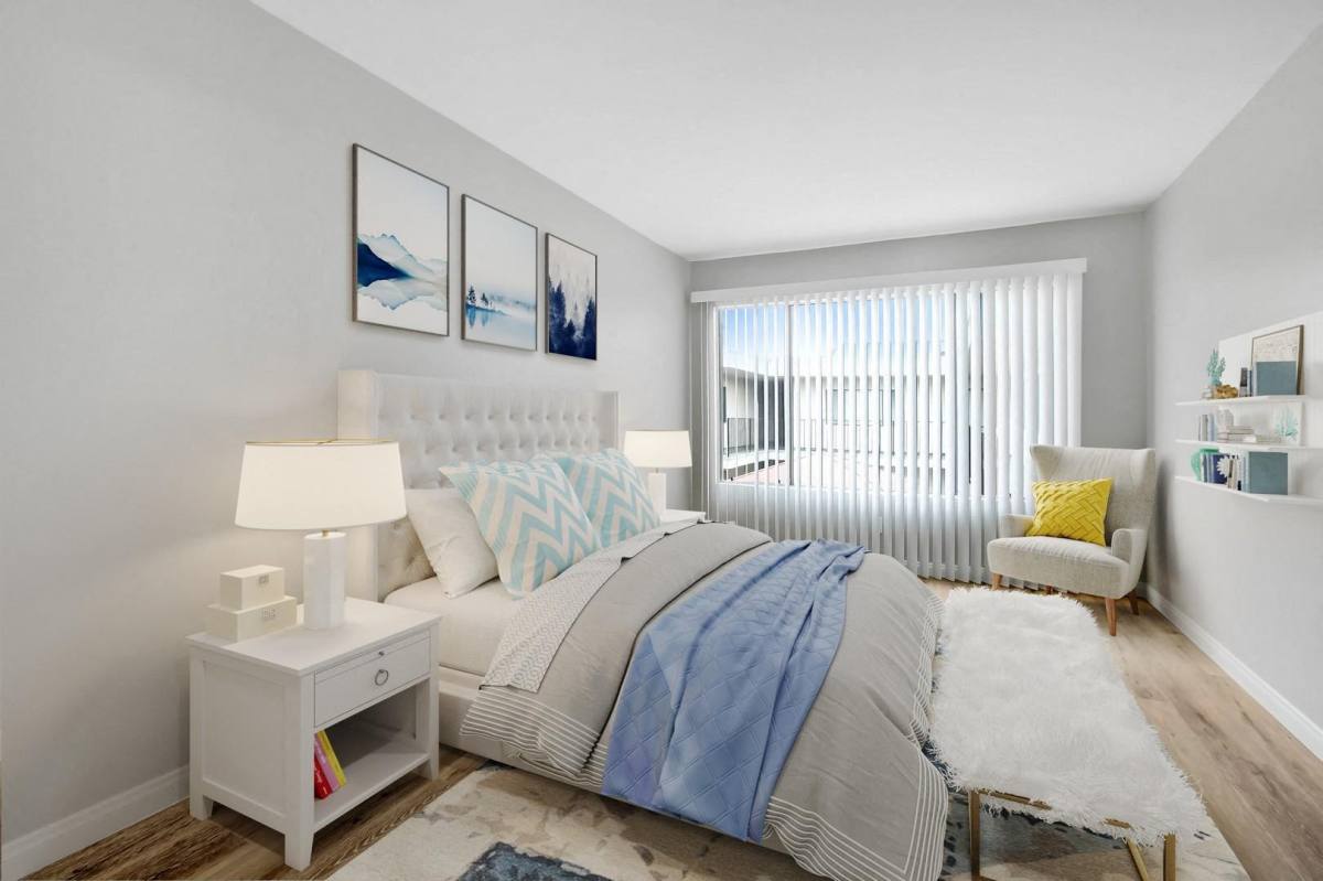Apartment for rent at Camelot, 8151 Reseda Blvd #206, Reseda, CA 91335