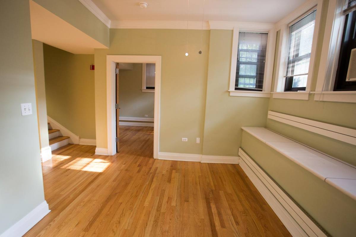 Apartment for rent at 5535 S Kimbark Ave, Chicago, IL 60637
