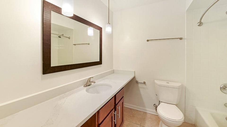 Apartment for rent at 21 58th St, Clarendon Hills, IL 60514