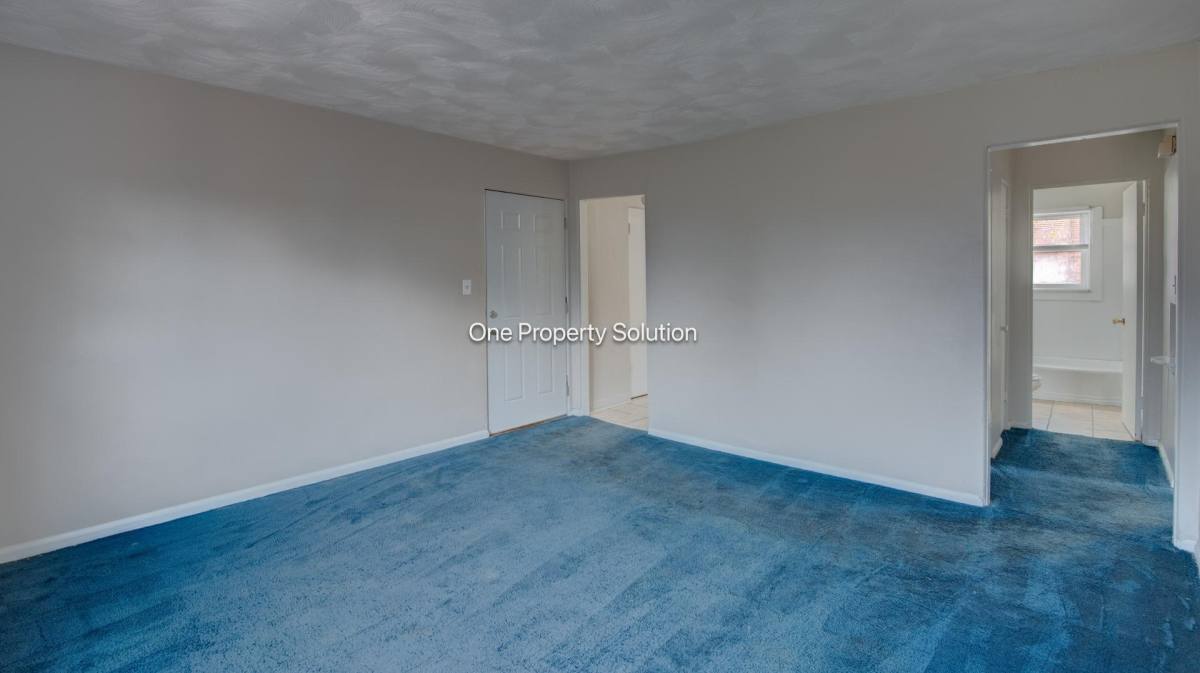 Apartment for rent at Kelley Glover Vale Parkside, 925 W 35th Ave, Gary, IN 46408