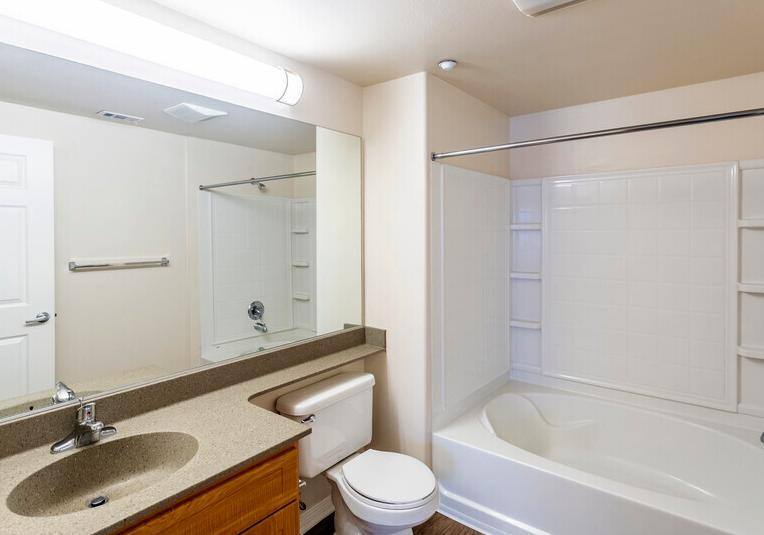 Apartment for rent at Mission Hills Commons, 4021 Falcon St #302, San Diego, CA 92103
