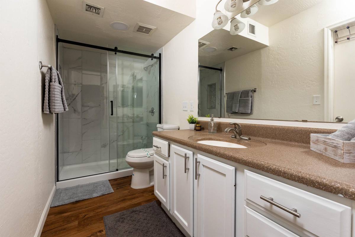 Condo for rent at Lakeside Villas, 1111 W Summit Place #10, Chandler, AZ 85224