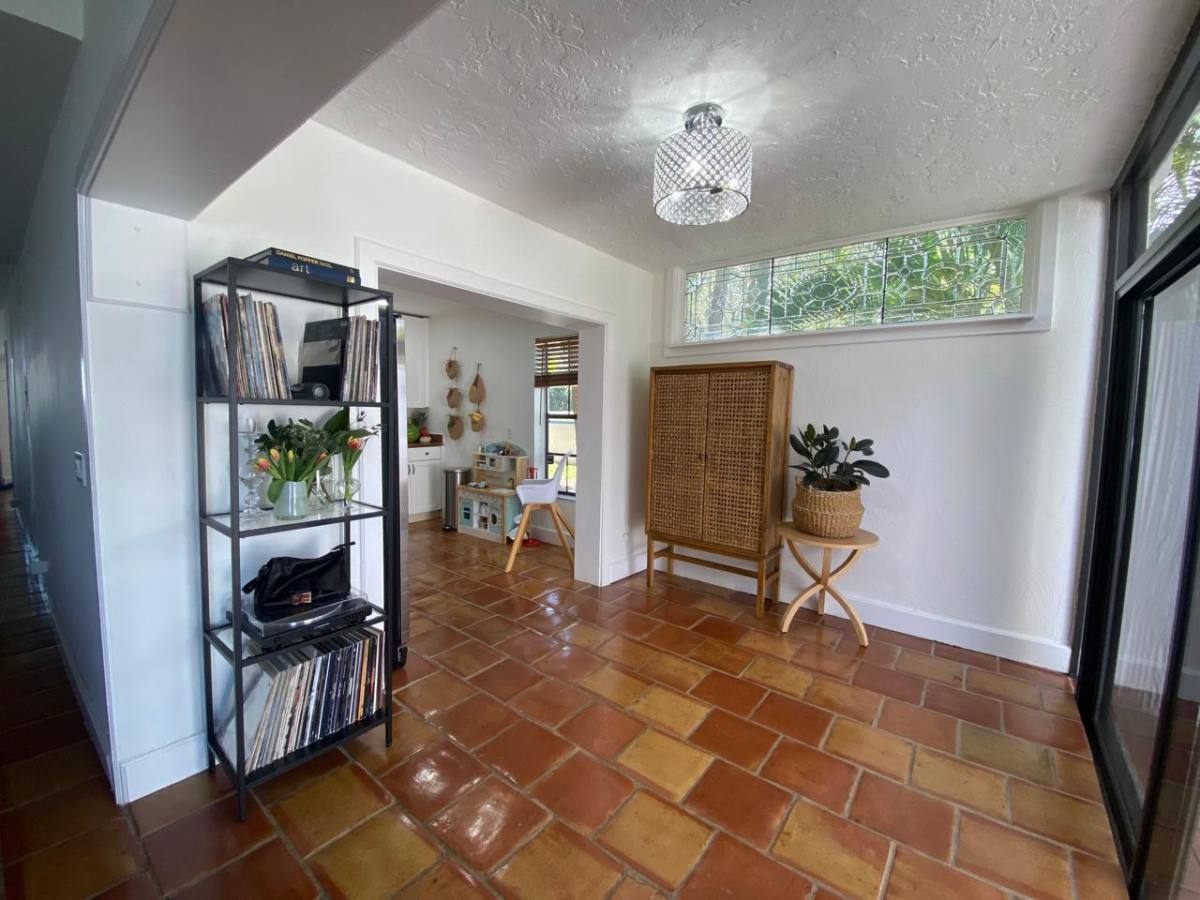 Townhouse for rent at 20908 Leeward Court #231-3, Miami, FL 33180