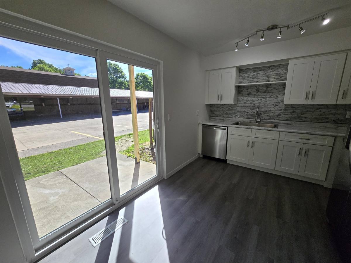 Apartment for rent at 4705 Fishcreek Rd, Stow, OH 44224