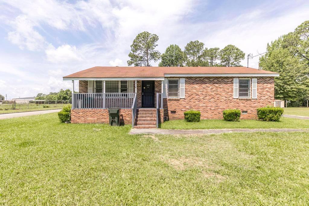 House for rent at 218 Moore St, Fort Valley, GA 31030