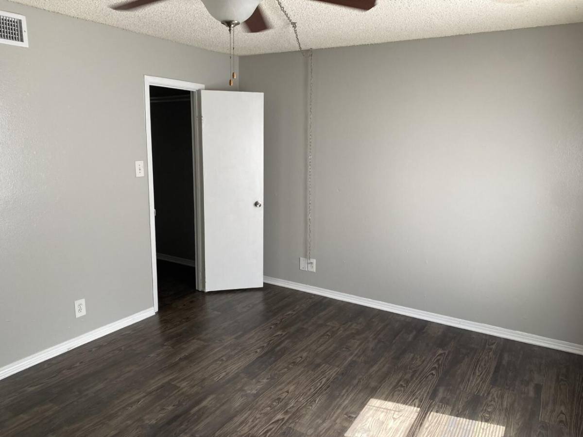 Apartment for rent at 1709 W Schunior St, Edinburg, TX 78541
