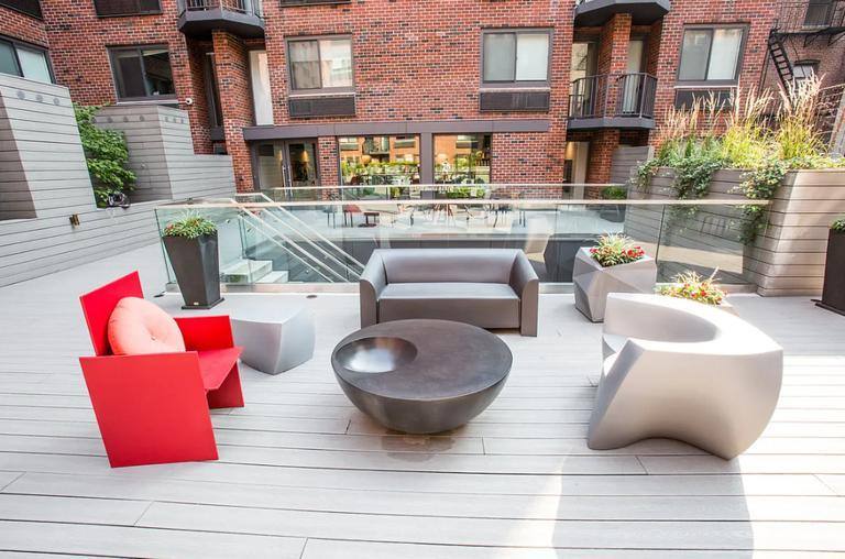 Apartment for rent at 113 W 15th St, New York, NY 10011