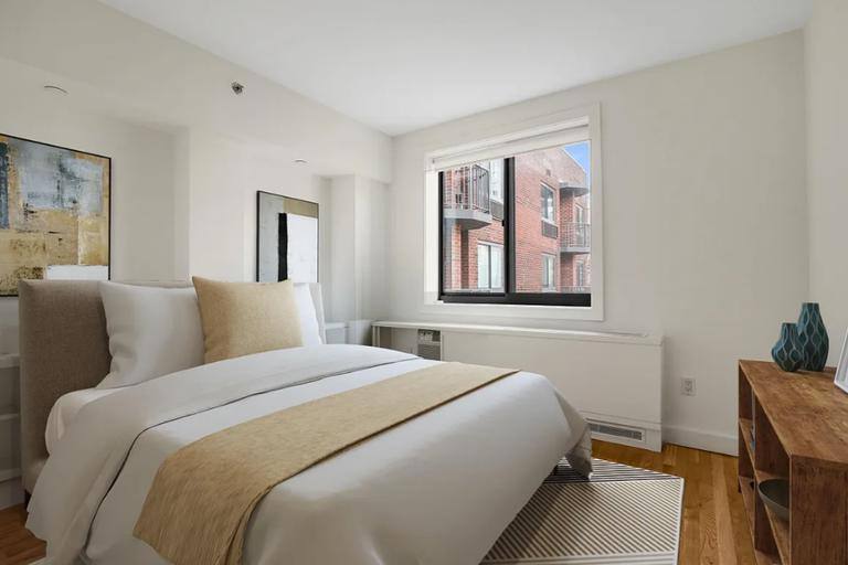 Apartment for rent at 113 W 15th St, New York, NY 10011
