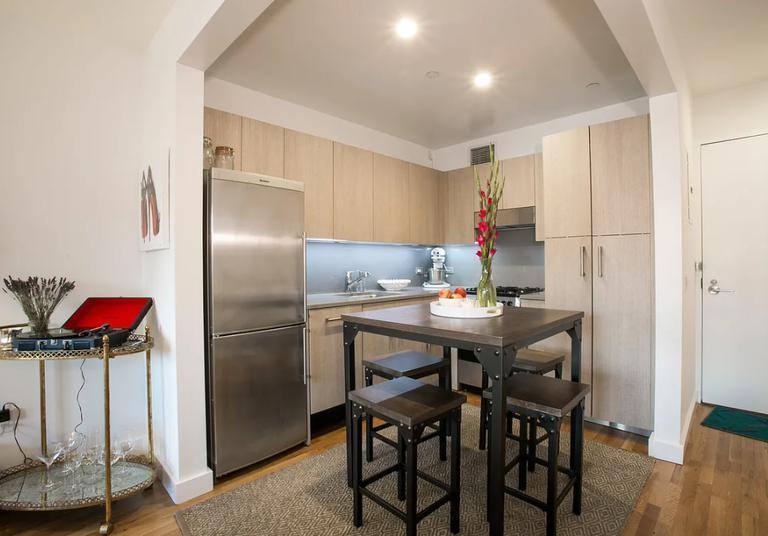 Apartment for rent at 113 W 15th St, New York, NY 10011