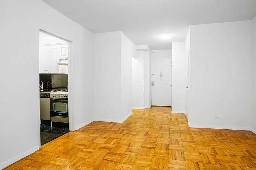 Apartment for rent at 300 E 46th St, New York, NY 10017