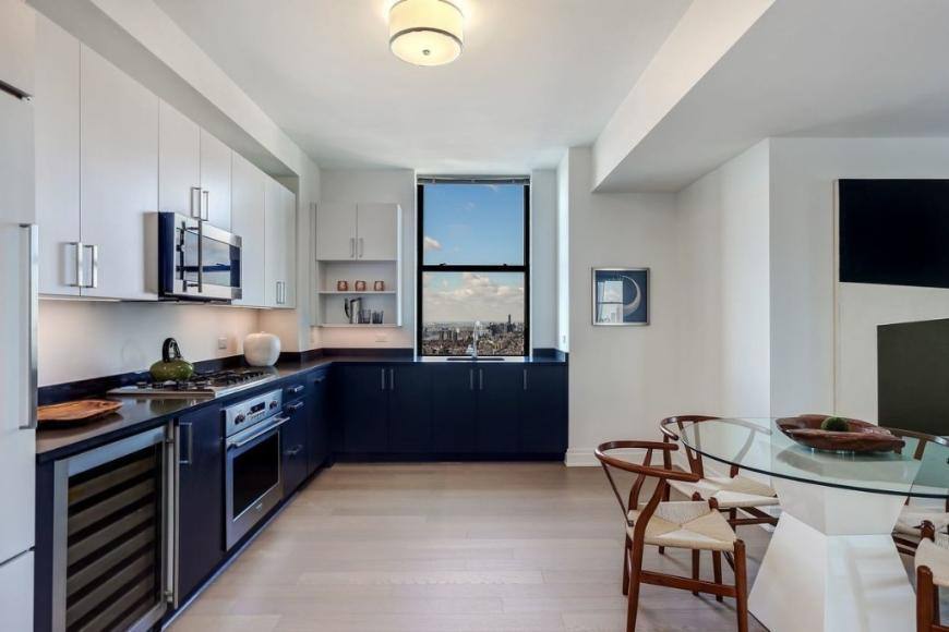 Apartment for rent at 70 Pine St, New York, NY 10270