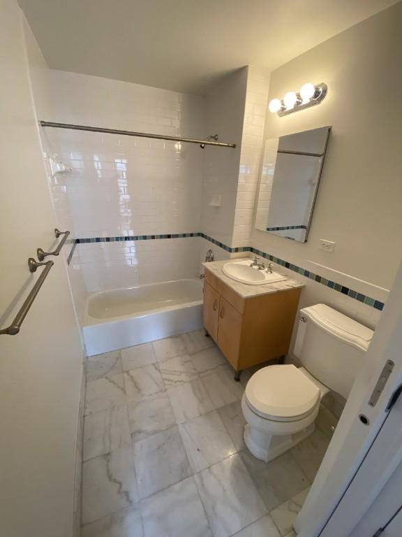 Apartment for rent at 246 Front St, New York, NY 10038