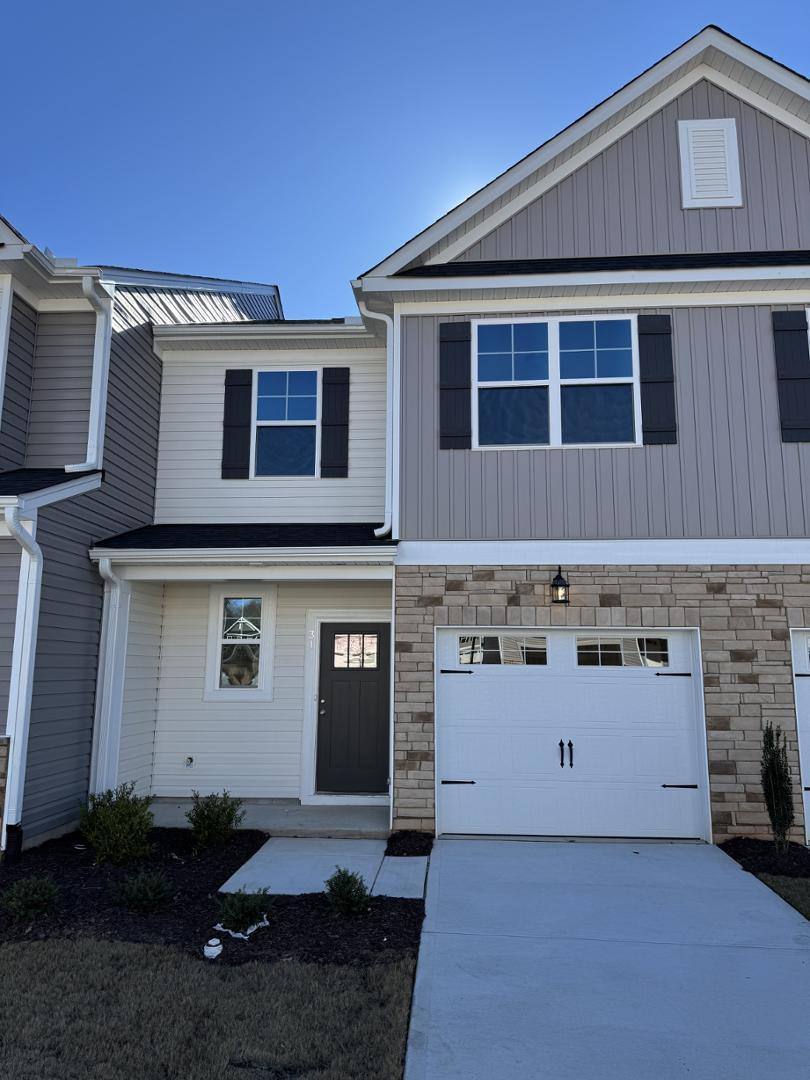Townhouse for rent at 31 Fairwinds Dr #1, Lillington, NC 27546