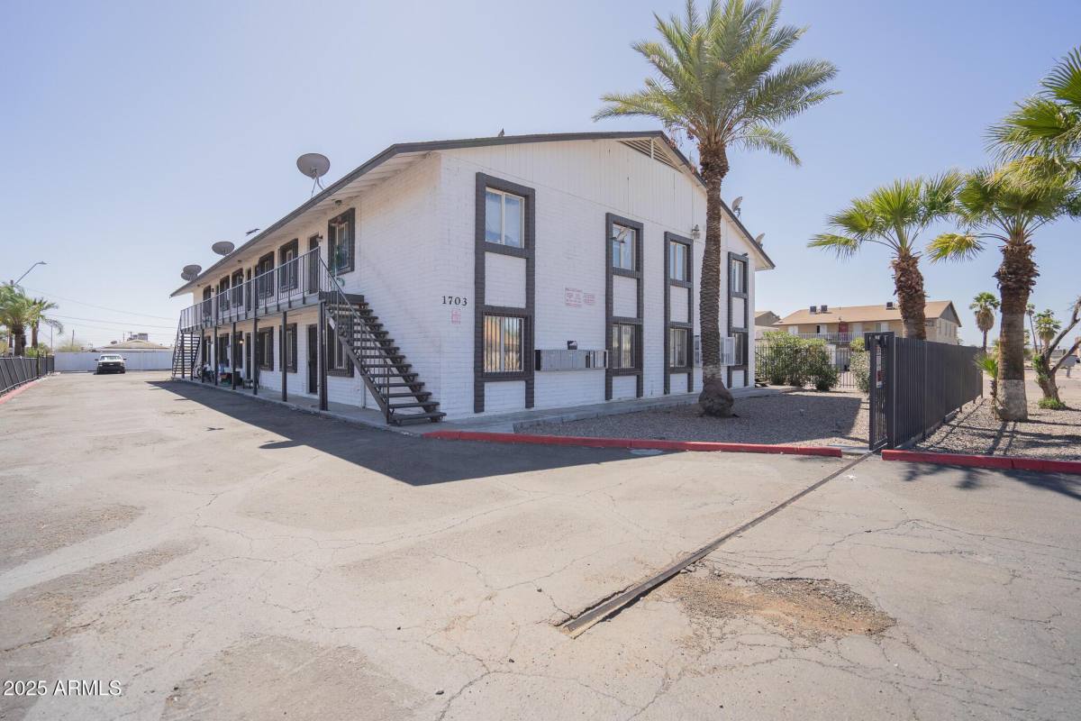 Apartment for rent at 1703 W Mountain View Rd #15, Phoenix, AZ 85021
