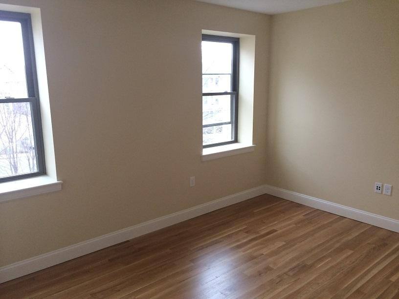 Apartment for rent at 159-181 Moore St #181U4, Lowell, MA 01852