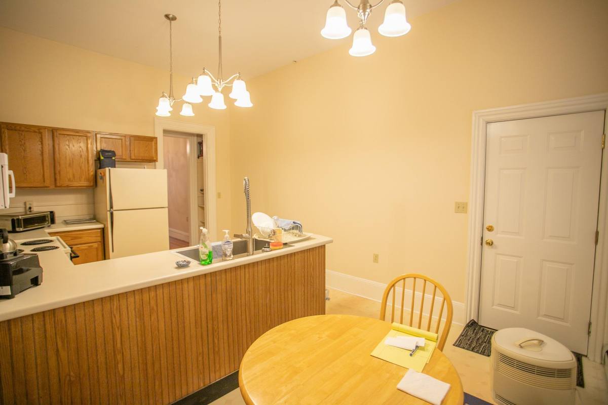 Apartment for rent at 43-49 Main St #11, Bangor, ME 04401