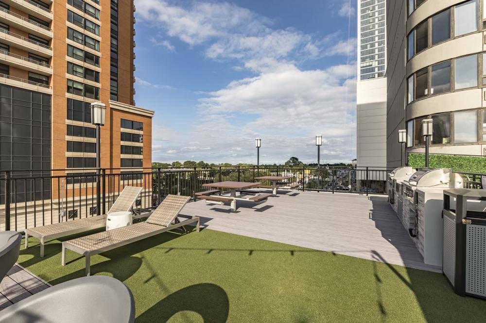 Apartment for rent at 1212 S Michigan #607, Chicago, IL 60605