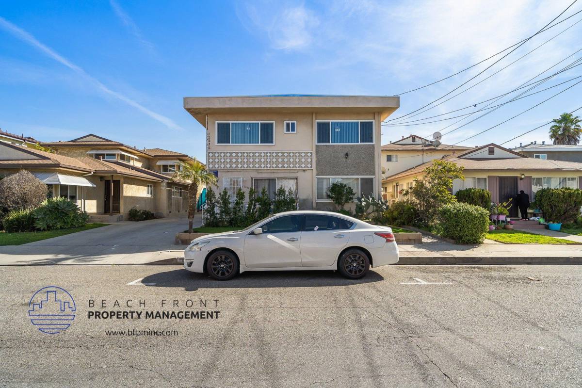 Apartment for rent at 12236 Manor Dr #A, Hawthorne, CA 90250