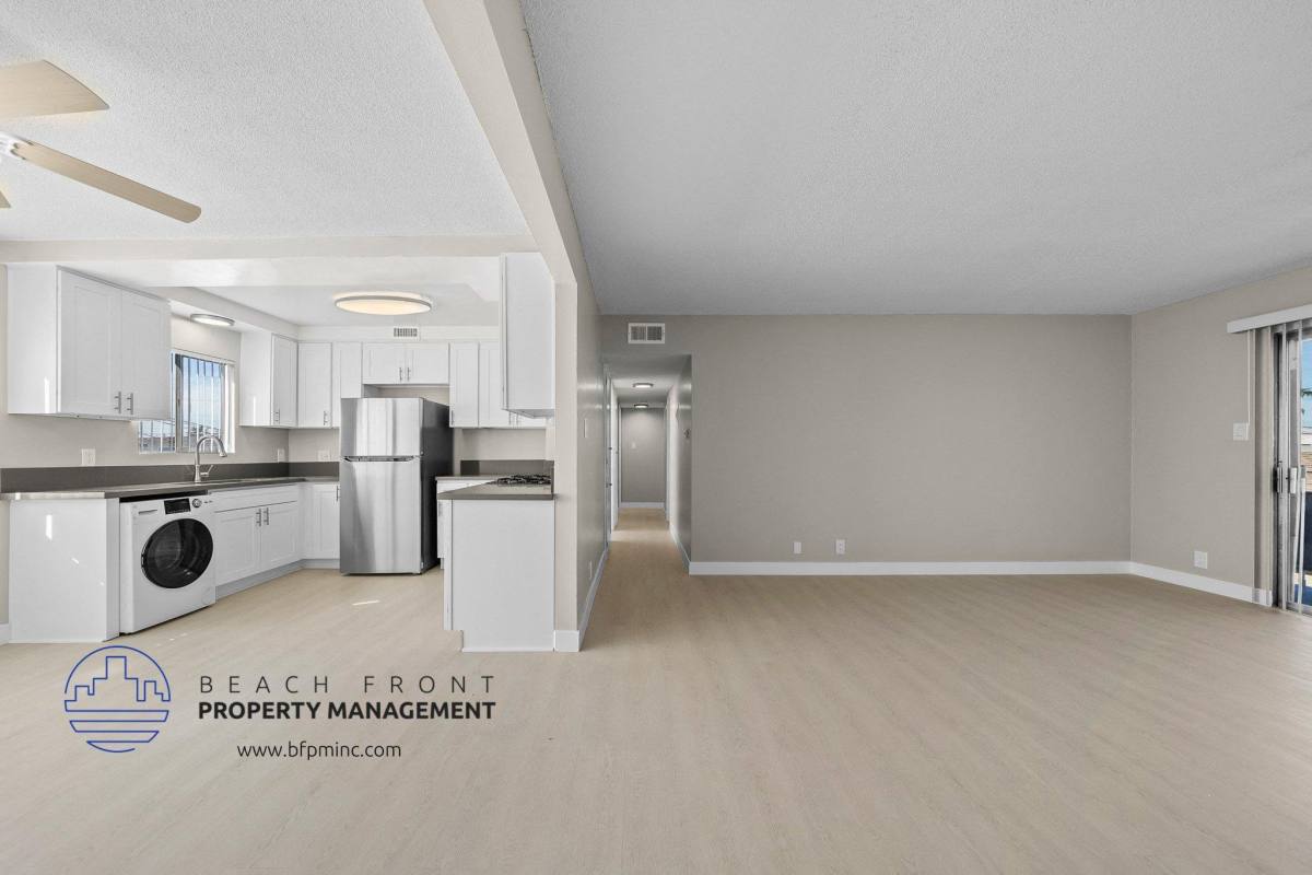Apartment for rent at 12236 Manor Dr #A, Hawthorne, CA 90250
