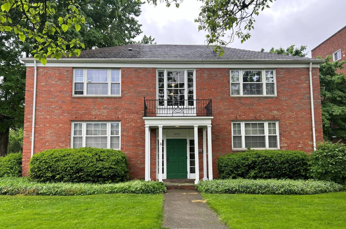 Apartment for rent at 3255 Warrensville Center Rd #103, Beachwood, OH 44122