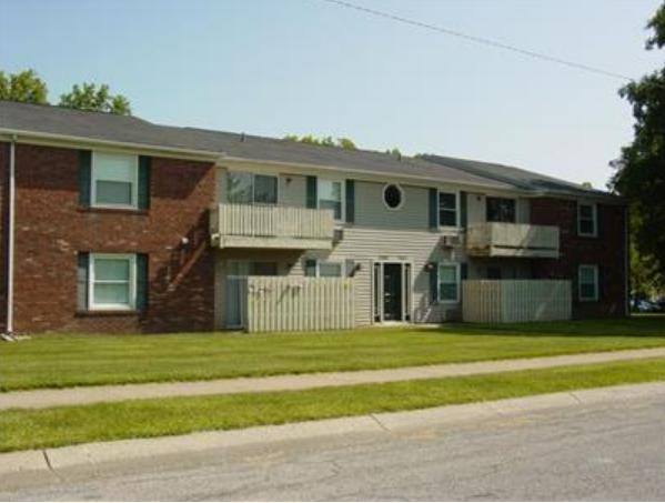 Apartment for rent at Summit Ridge, 5271 Eastwick Dr, Fort Wayne, IN 46815