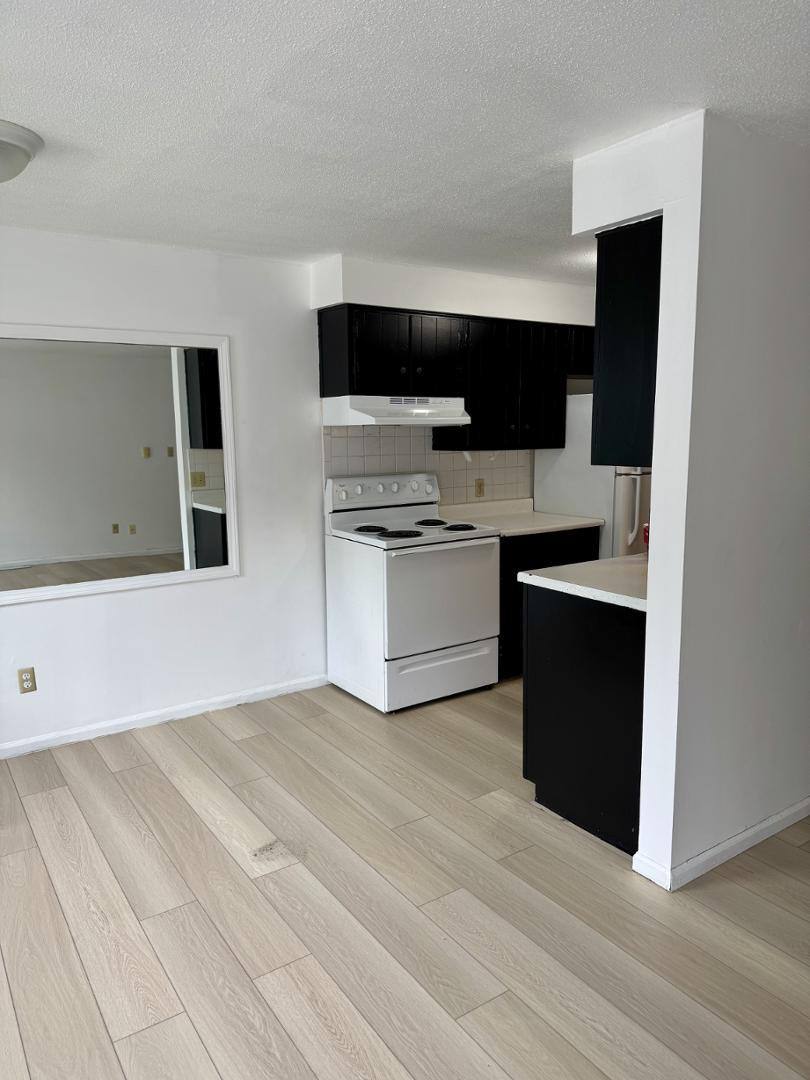 Apartment for rent at Summit Ridge, 5271 Eastwick Dr, Fort Wayne, IN 46815