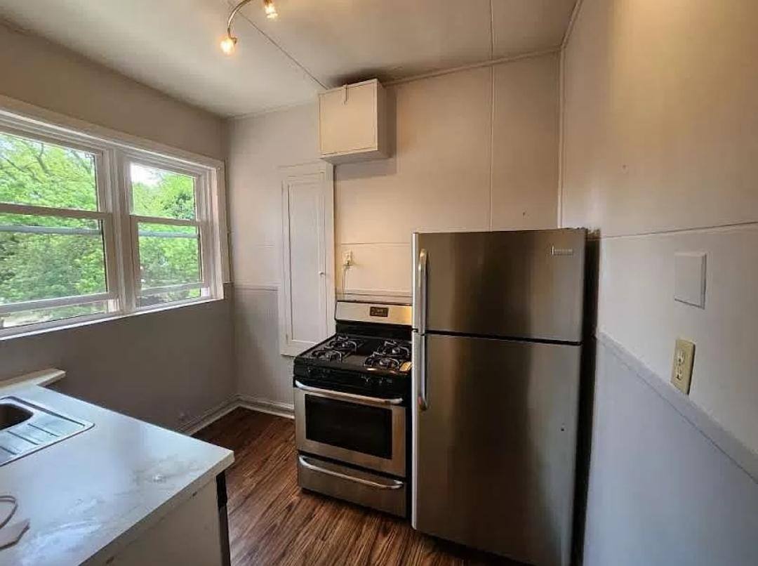 Apartment for rent at 551 W 8th St, Erie, PA 16502