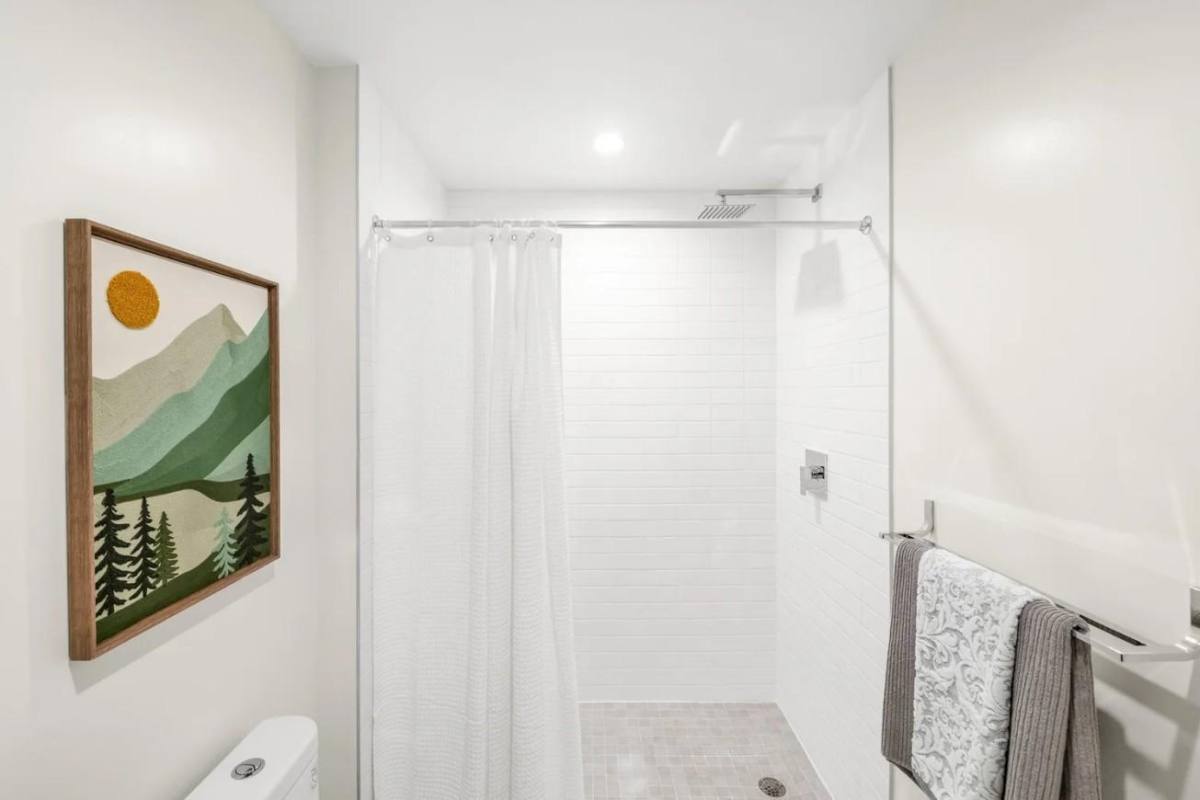 Apartment for rent at 3801 N Dixie Highway 38-115, Fort Lauderdale, FL 33334