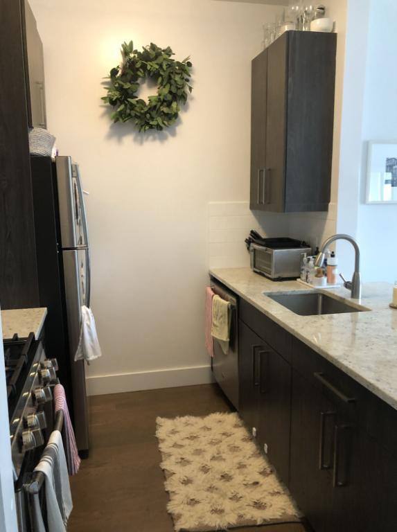 Apartment for rent at 2 S End Ave #7J, New York, NY 10280