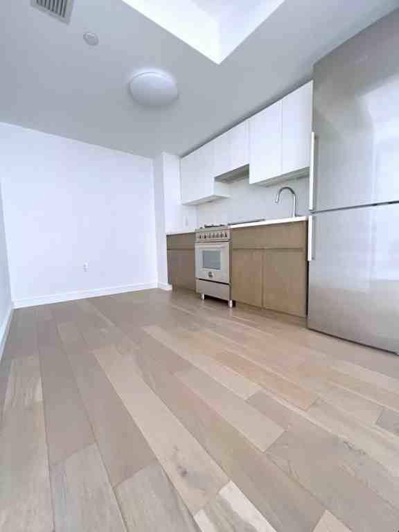 Apartment for rent at 107 Columbia Heights #6D, Brooklyn, NY 11201