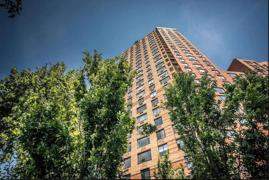 Apartment for rent at 377 Rector Place #9C, New York, NY 10280