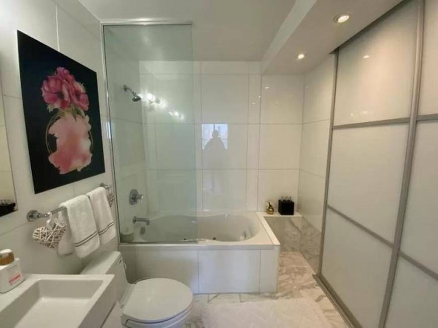 Apartment for rent at 377 Rector Place #9C, New York, NY 10280