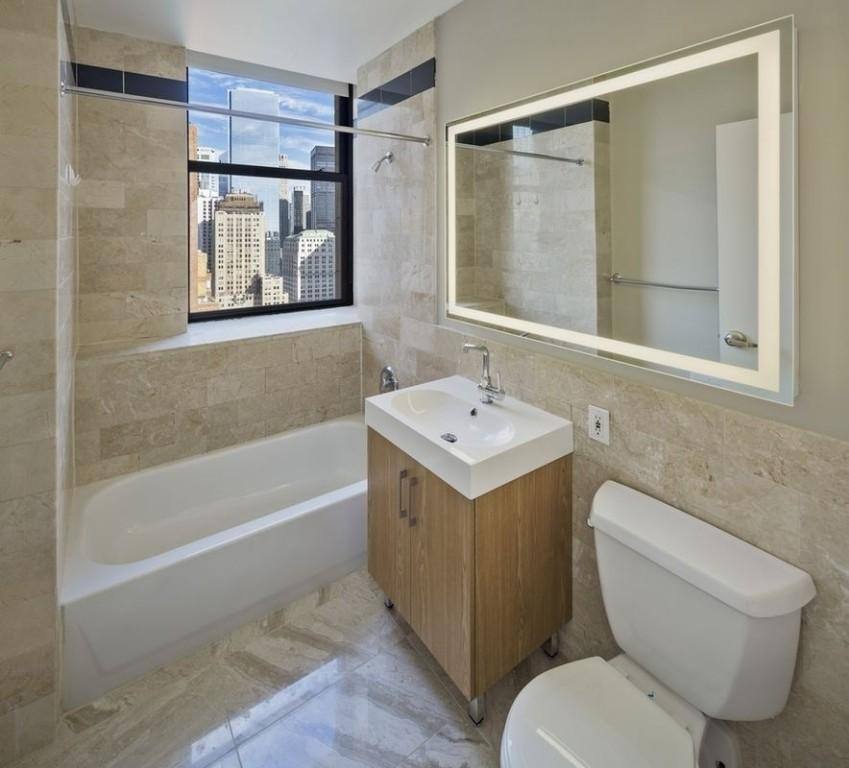 Apartment for rent at 17 Battery Place #2113, New York, NY 10004