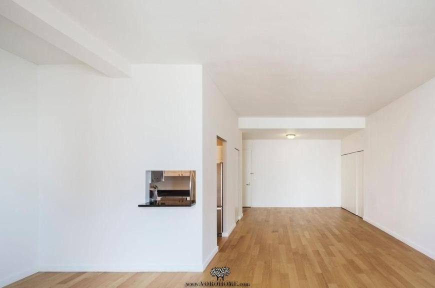 Apartment for rent at 17 Battery Place #2715, New York, NY 10004