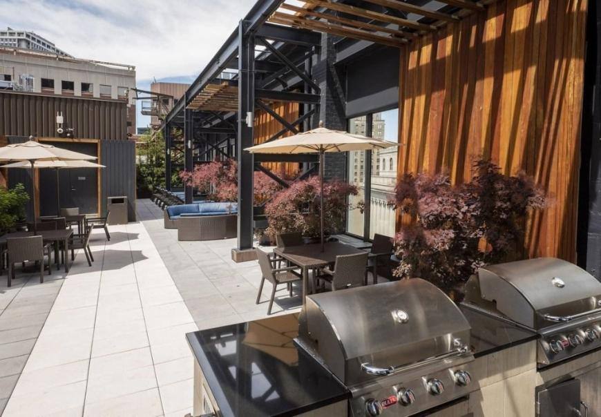 Apartment for rent at 10 Hanover Square #16G, New York, NY 10005